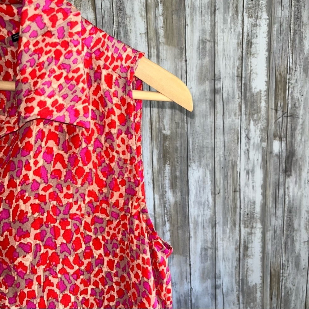 Cabi #3270 Heartbreaker Sleeveless Collared Abstract Animal Print Button Down - Picture 5 of 6